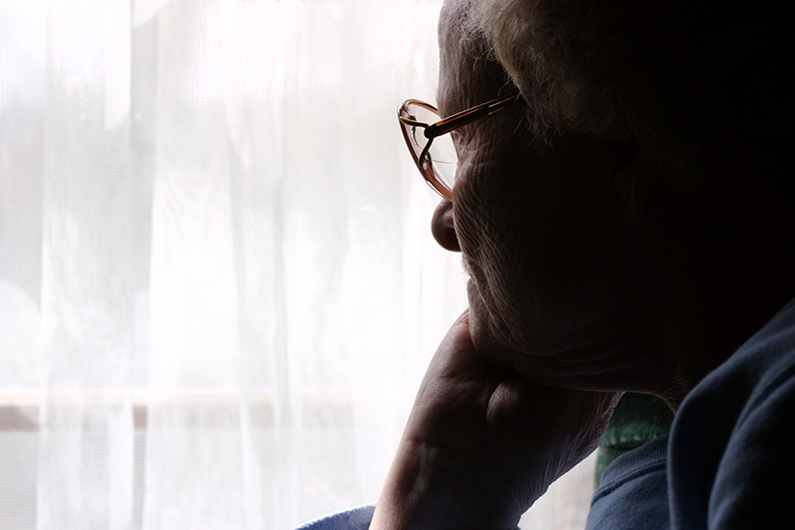 Los geriatras alertan de que el edadismo ataca la dignidad de las personas mayores